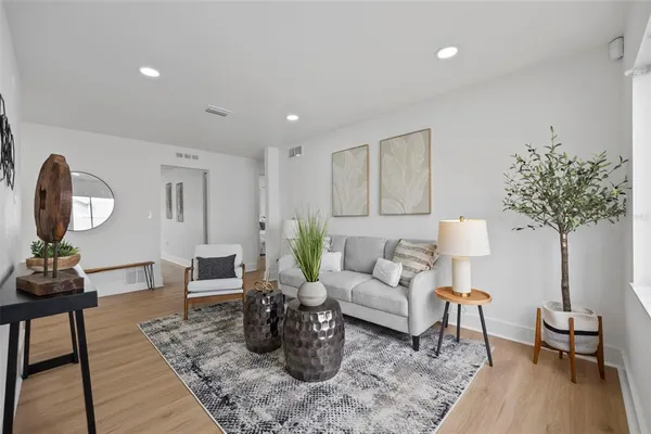 $460,000 | 6803 123rd Avenue, Largo, FL 33773