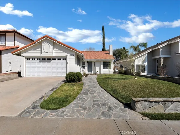 $757,000 | 27936 Beacon Street, Castaic, CA 91384
