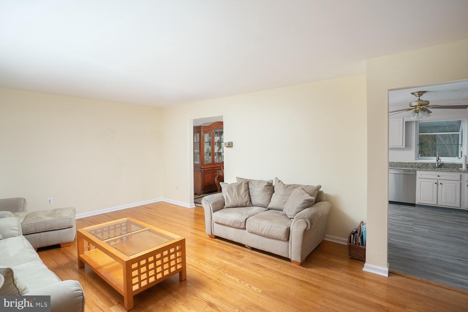 561 Flock Road Hamilton, NJ 08690 - Photo 11 of 35 Livinroom, view entrance to kitchen & dining area