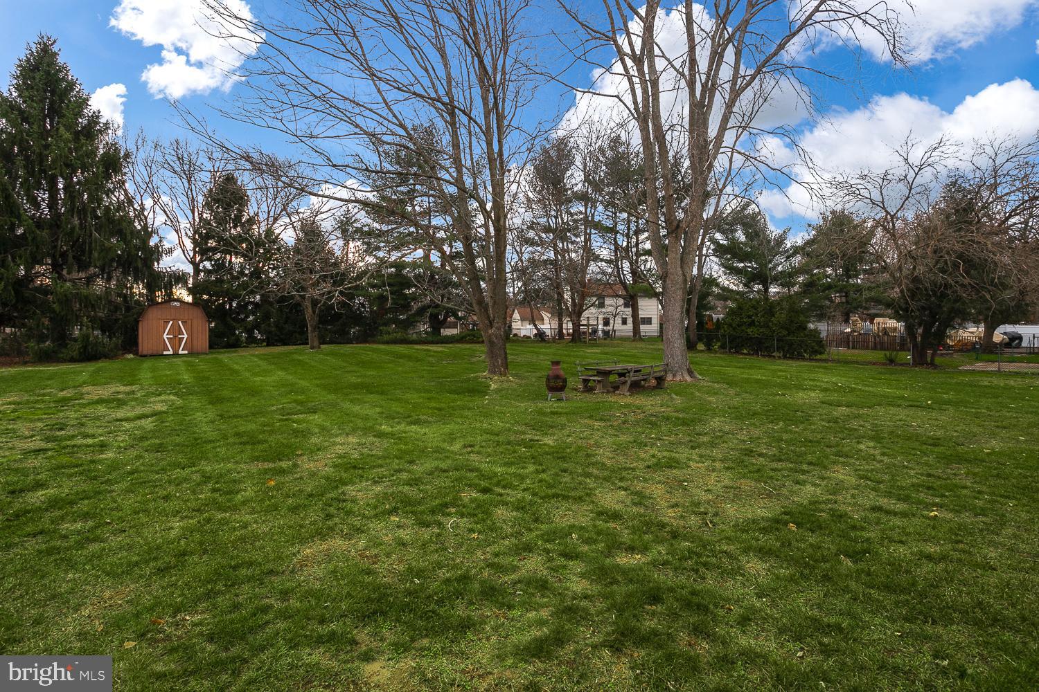 561 Flock Road Hamilton, NJ 08690 - Photo 4 of 35