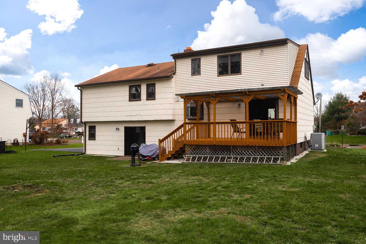 561 Flock Road Hamilton, NJ 08690 - Photo 32 of 35