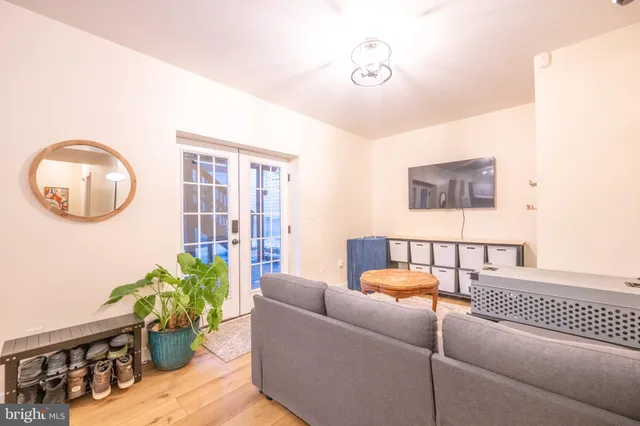 $840,000 | 627 Greysands Lane, Purcellville, VA 20132