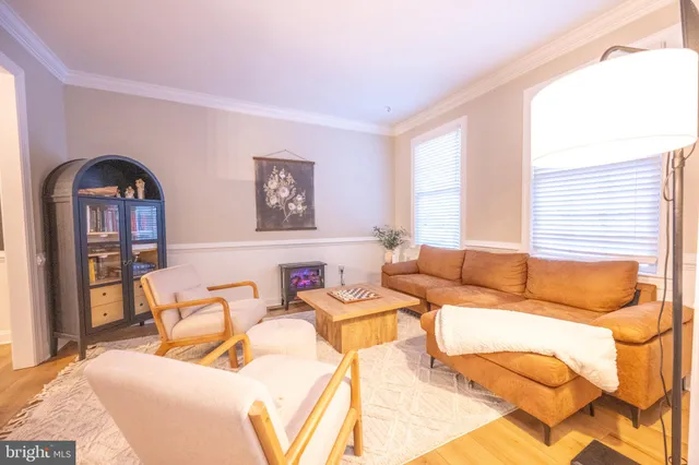 $840,000 | 627 Greysands Lane, Purcellville, VA 20132