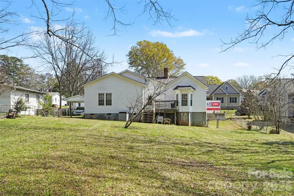 $400,000 | 300 South Broome Street, Waxhaw, NC 28173