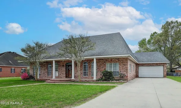 $310,000 | 2018 La Belle Villa Road, New Iberia, LA 70563