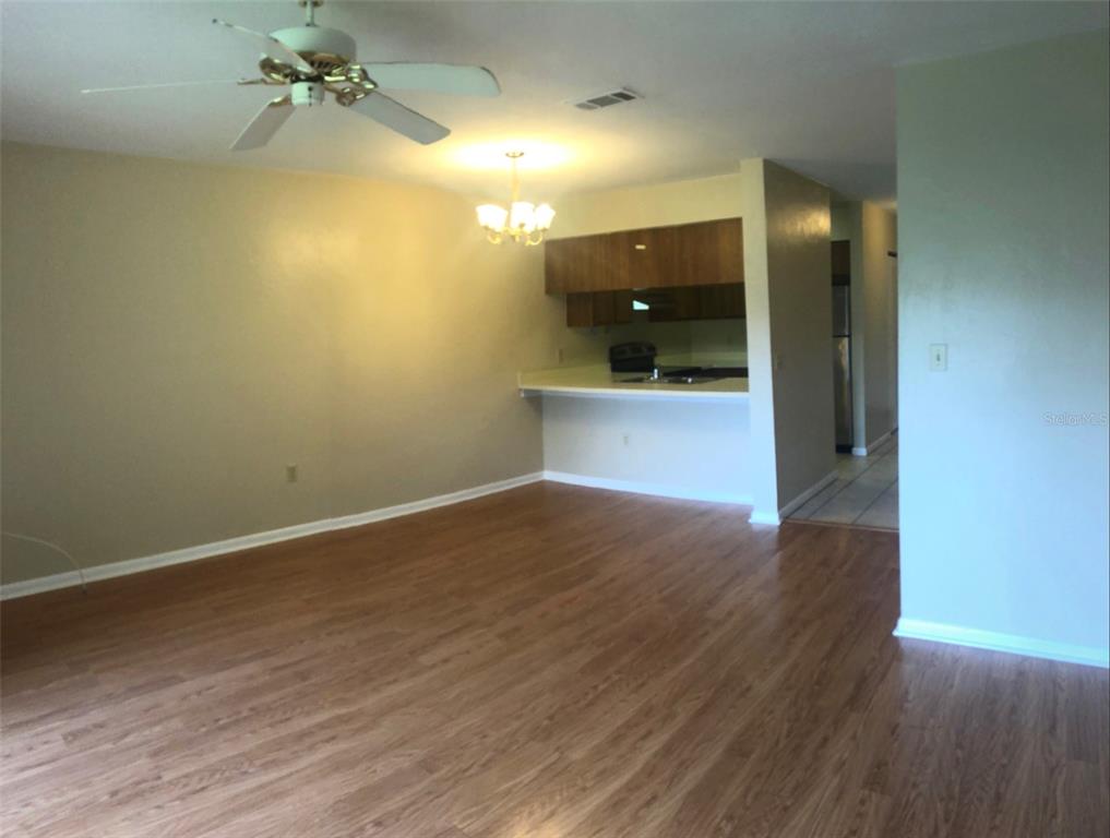 2735 Southwest 35th Place, Unit 403 Gainesville, FL 32608 - Photo 4 of 11