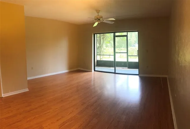 $1,300 | 2735 Southwest 35th Place, Unit 403, Gainesville, FL 32608