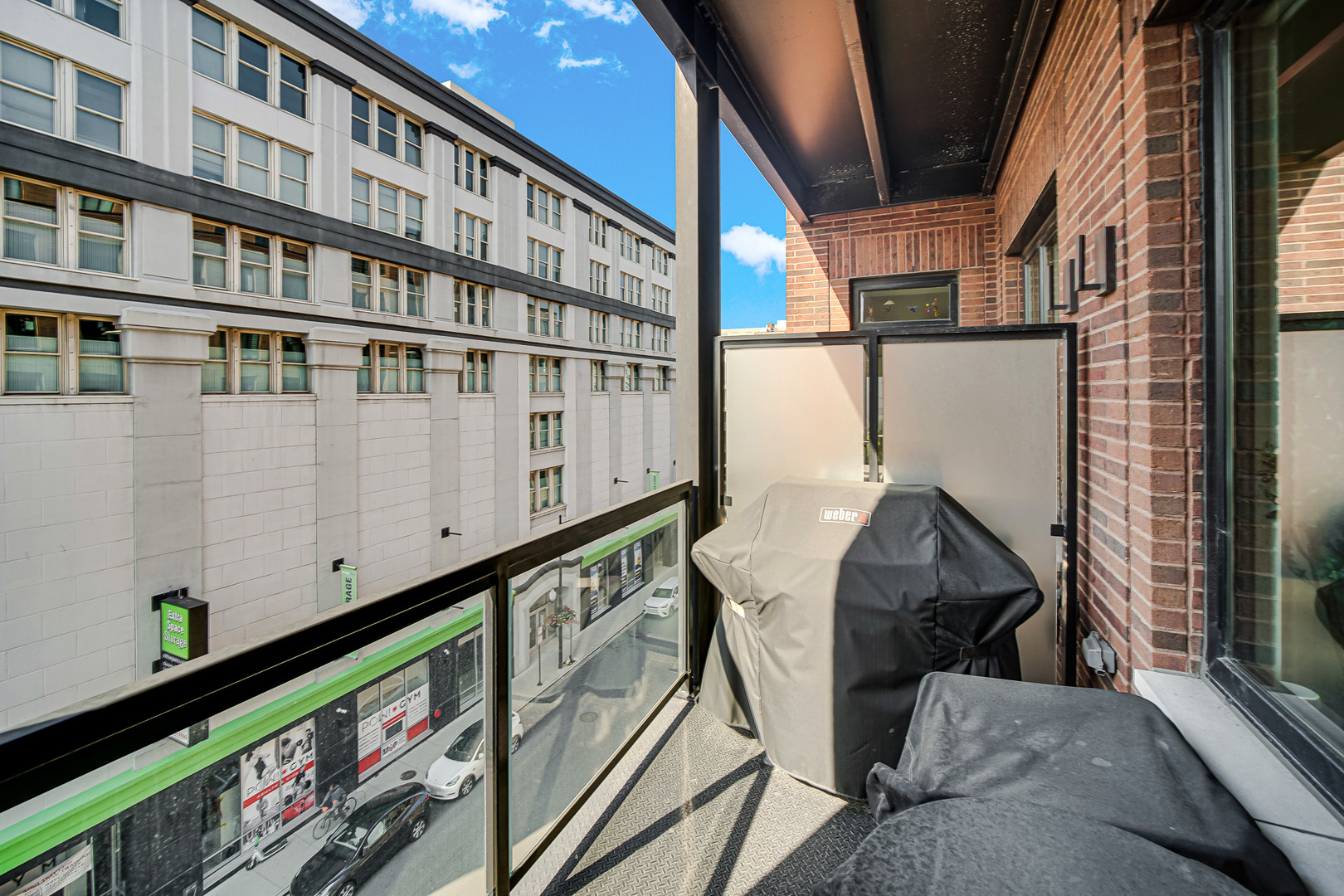323 South Racine Avenue, Unit 5A Chicago, IL 60607 - Photo 22 of 26 a view of entryway with a front door