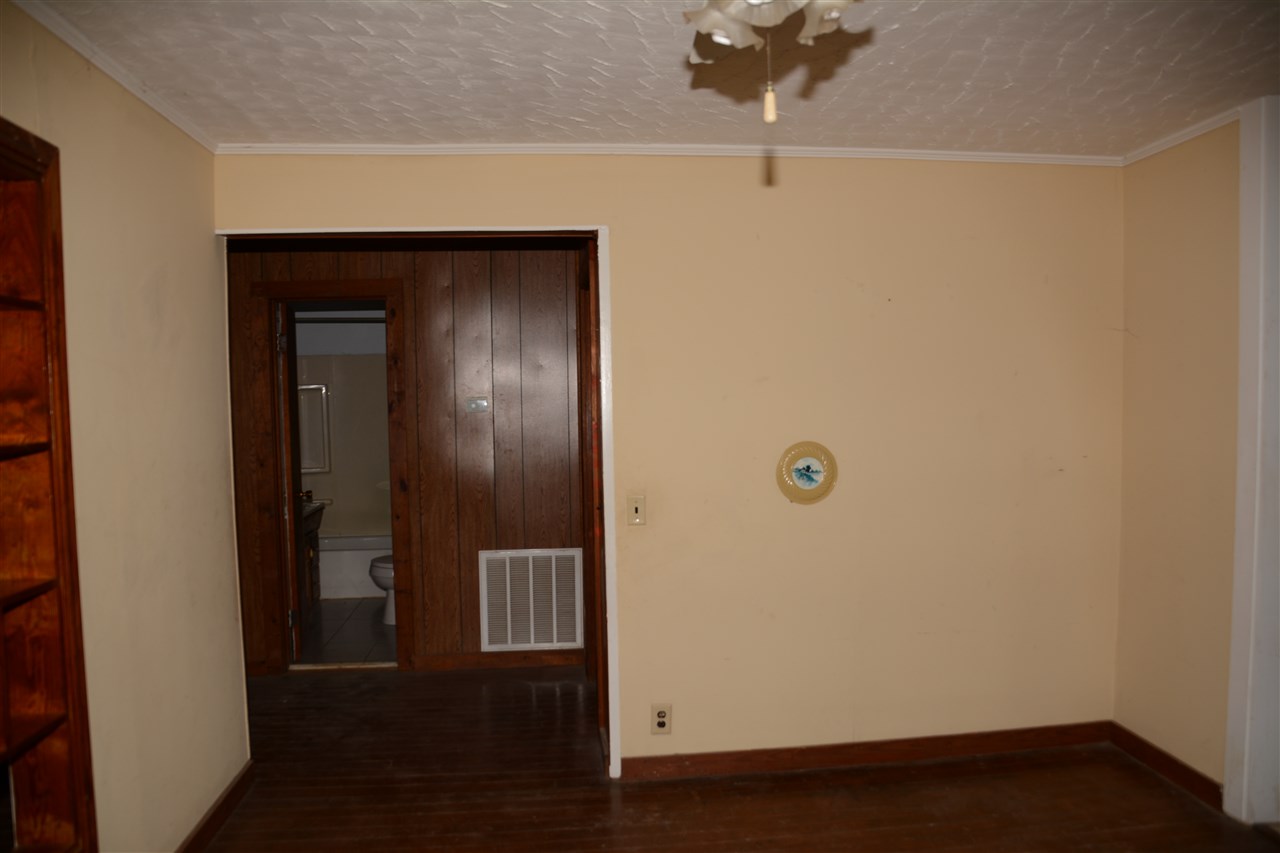 315 Lee Vaughn Road Simpsonville, SC 29681 - Photo 17 of 25 Gallery Image 17