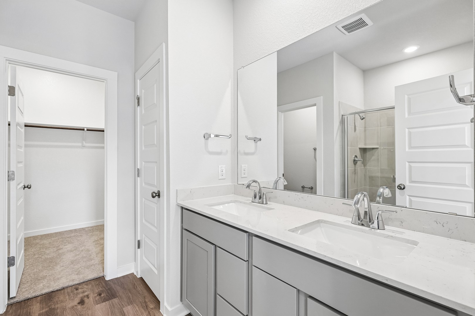 212 Bendecido Loop Elgin, TX 78621 - Photo 26 of 38