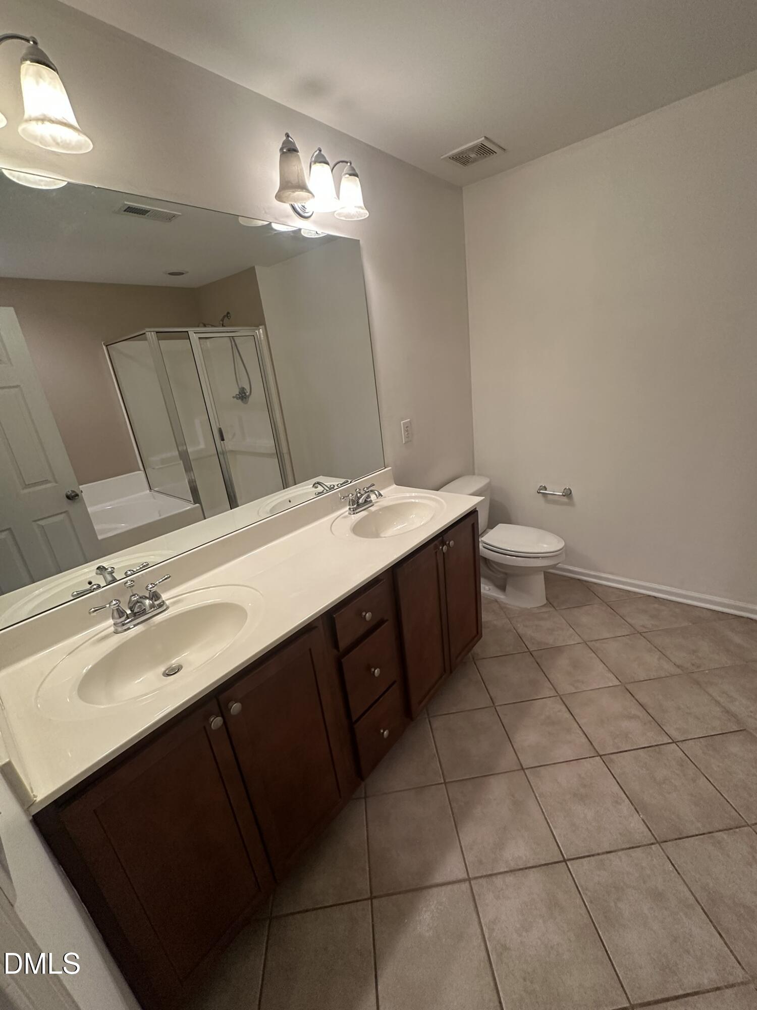 2728 Cloud Mist Circle Raleigh, NC 27614 - Photo 18 of 27 IMG_2227