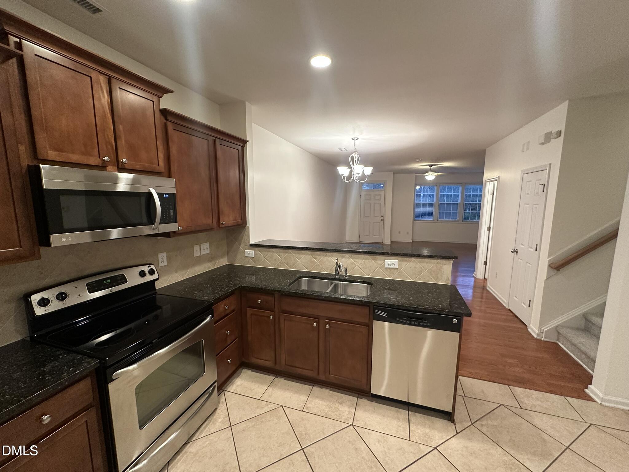 2728 Cloud Mist Circle Raleigh, NC 27614 - Photo 9 of 27 IMG_2213