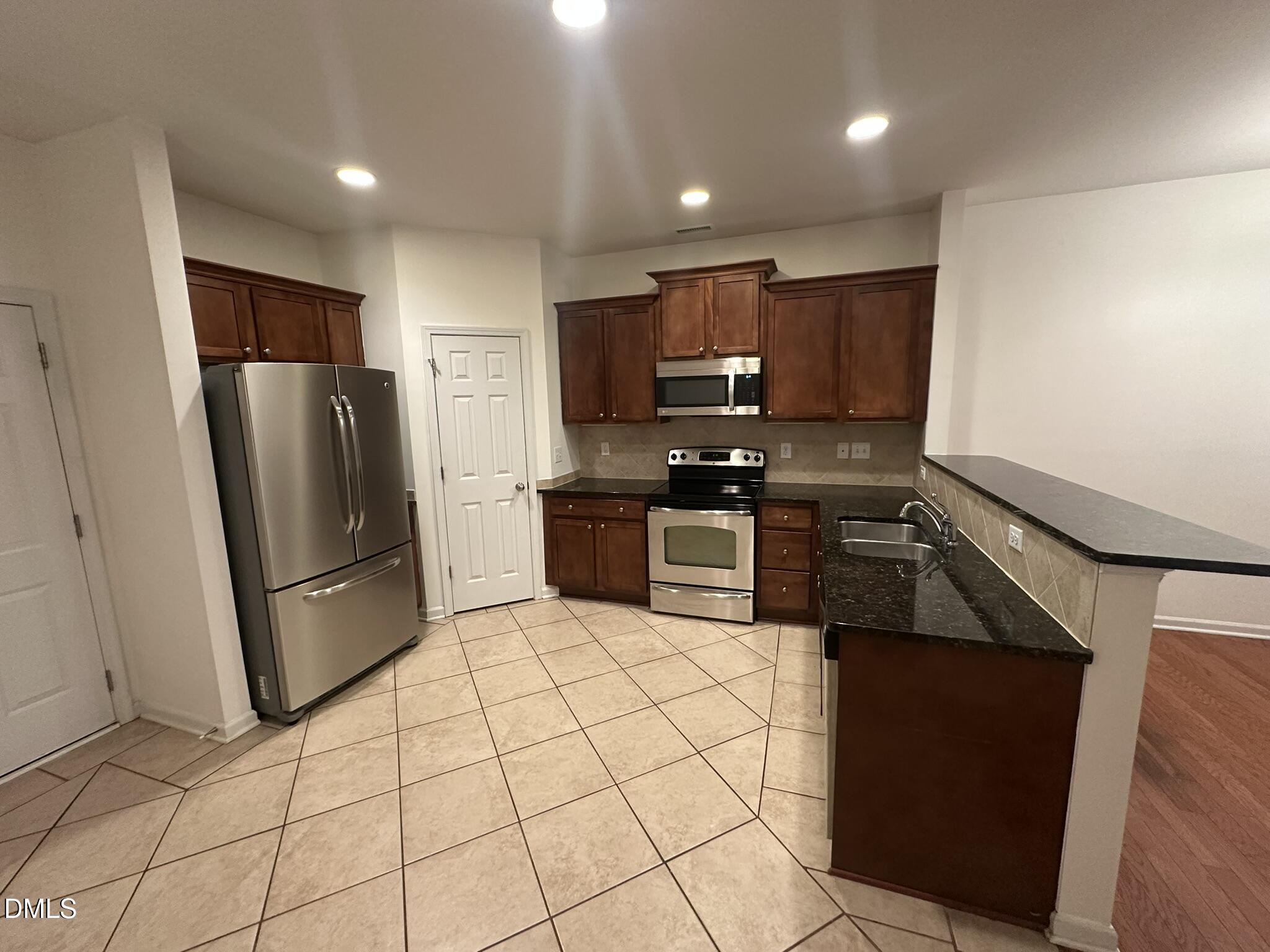 2728 Cloud Mist Circle Raleigh, NC 27614 - Photo 10 of 27 IMG_2210