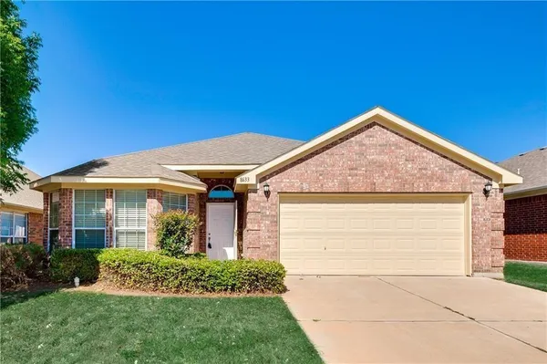 $2,195 | 8633 Corral Circle, Fort Worth, TX 76244