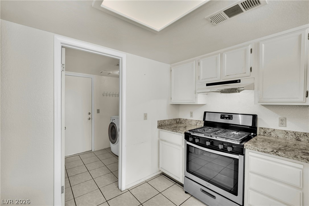 8057 Cimarron Ridge Drive Las Vegas, NV 89128 - Photo 12 of 28