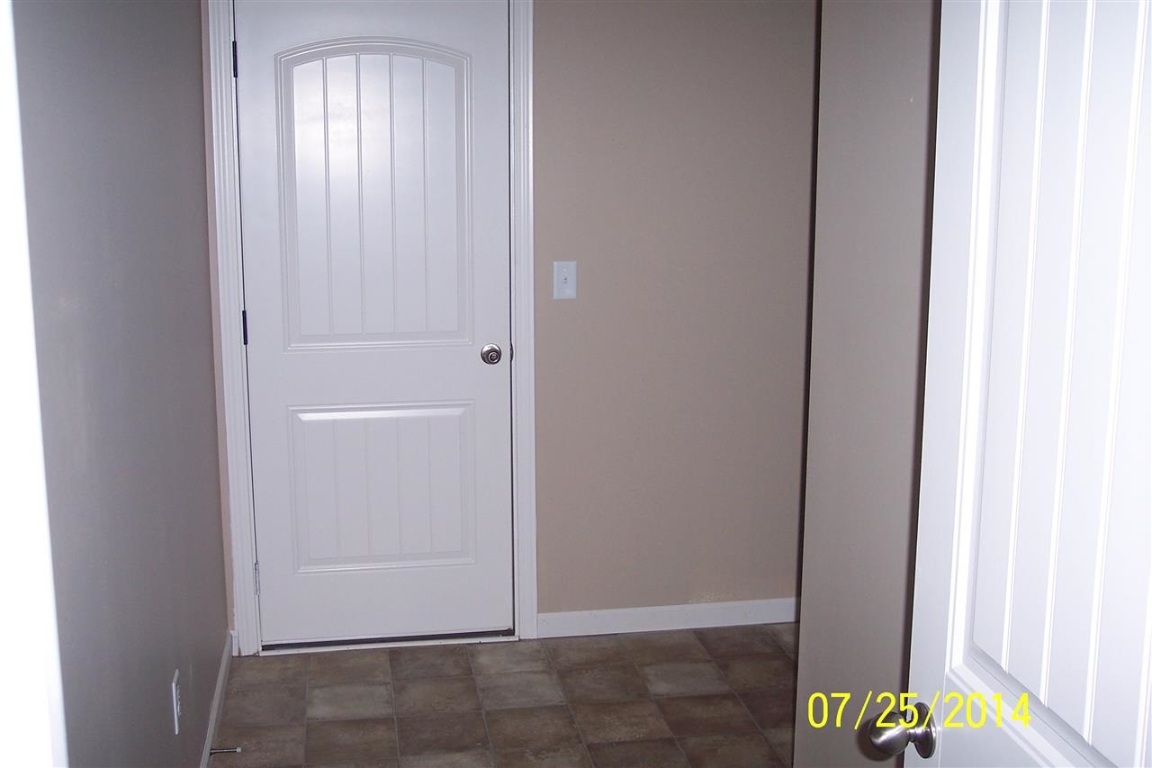 1018 St Charles Way Anderson, SC 29621 - Photo 8 of 12 Gallery Image 8