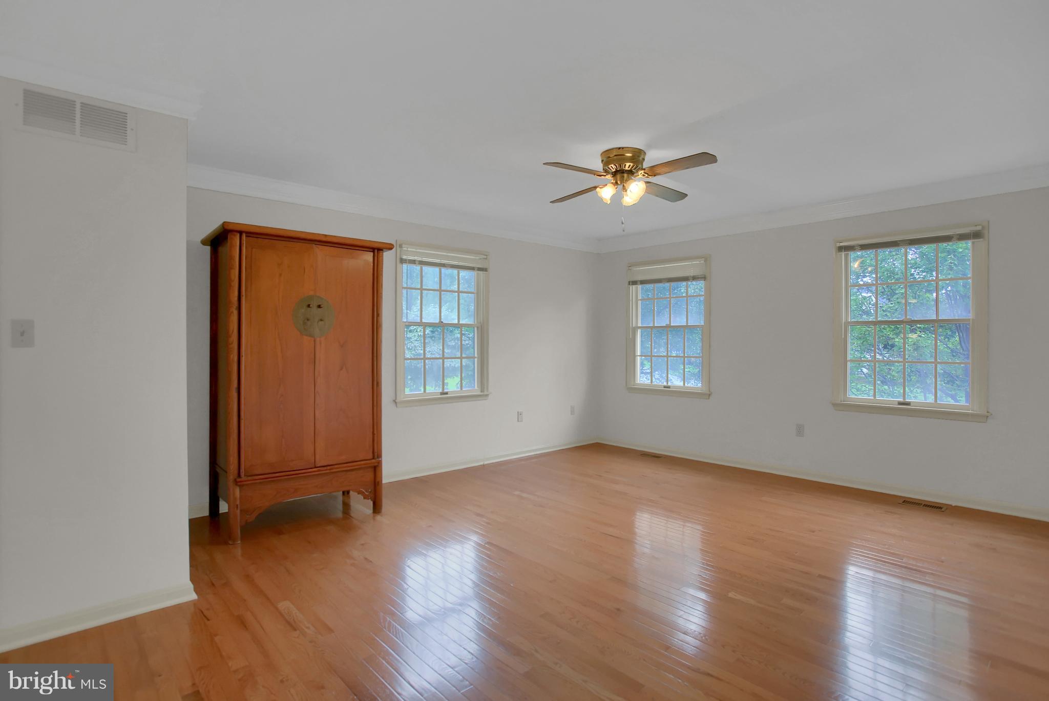 25 Orion Road Boiling Springs, PA 17007 - Photo 20 of 51 Master BR - hardwood flooring installed 9/2018.