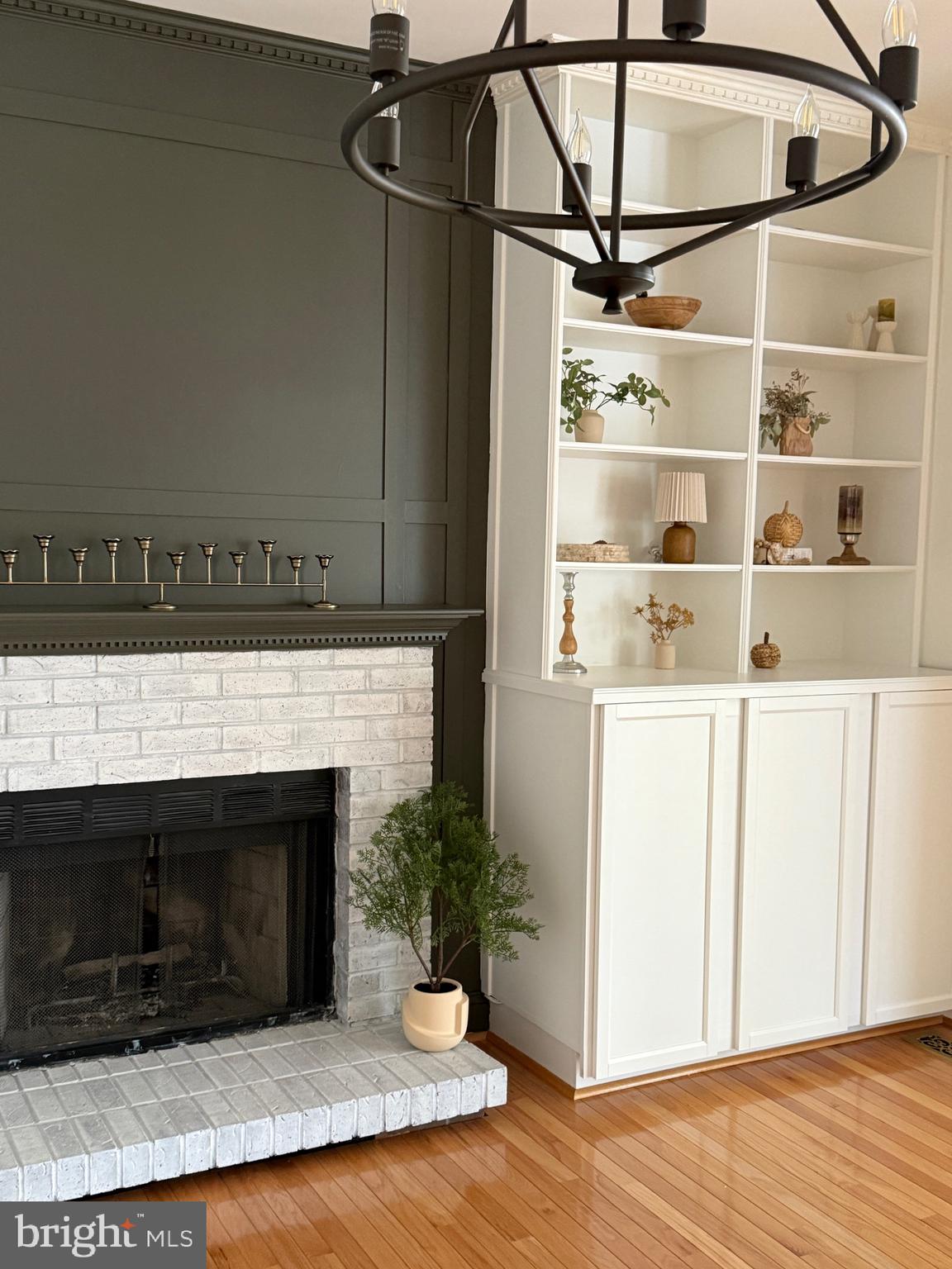8747 Diamond Hill Drive Bristow, VA 20136 - Photo 9 of 38 a view of a fireplace in a room