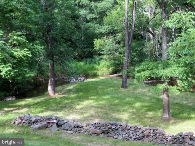 22378 Trappe Road Upperville, VA 20184 - Photo 14 of 17 View