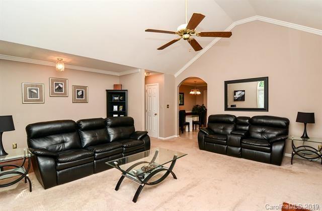1452 Dove Landing Road York, SC 29745 - Photo 13 of 30 Gallery Image 13