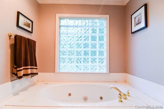 1452 Dove Landing Road York, SC 29745 - Photo 22 of 30 Gallery Image 22