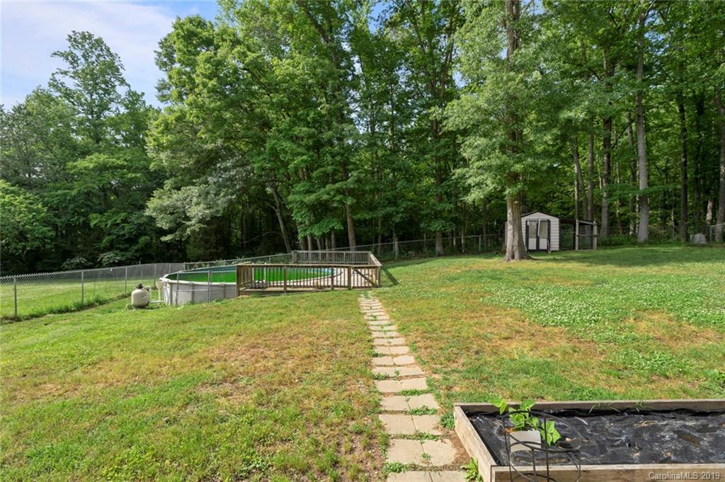 1452 Dove Landing Road York, SC 29745 - Photo 5 of 30 Gallery Image 5