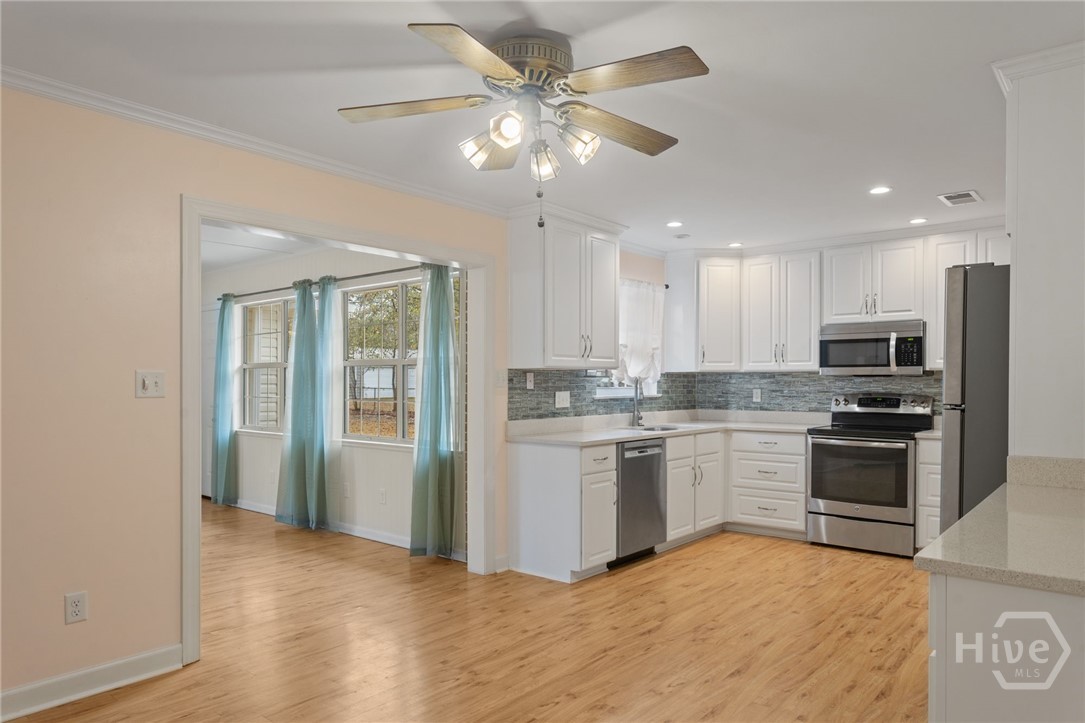 111 East Long Street Rincon, GA 31326 - Photo 6 of 31