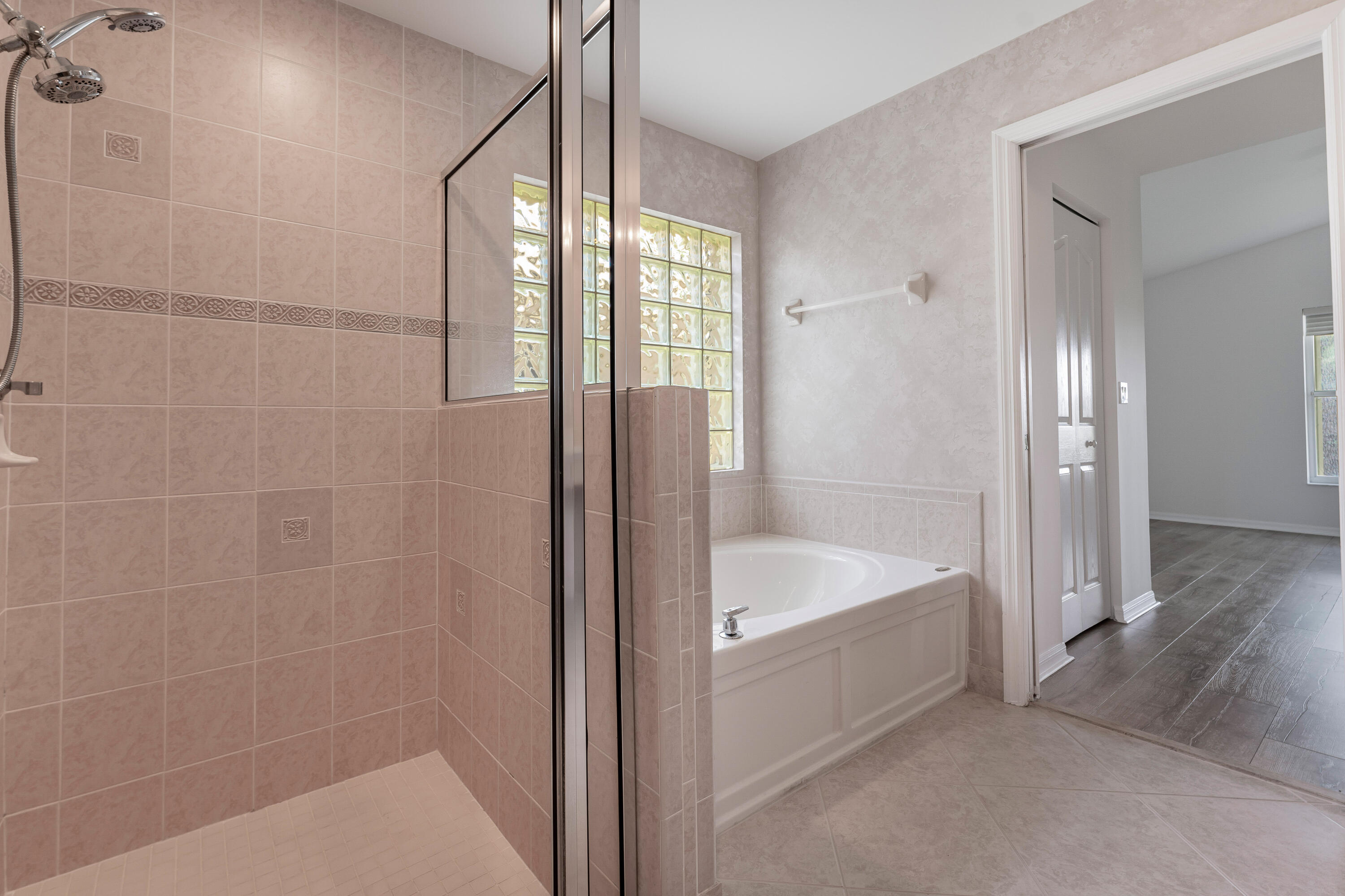 12047 Roma Road Boynton Beach, FL 33436 - Photo 21 of 39 20