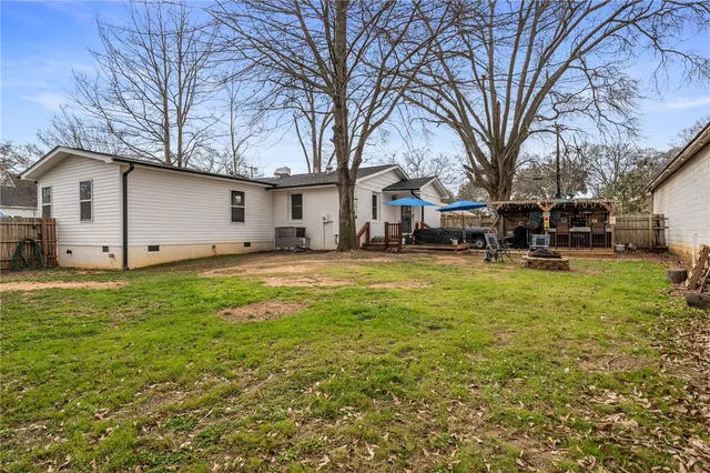 $276,900 | 1099 South Academy St Extension, Williamston, SC 29697