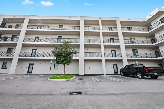 $515,000 | 8363 Northwest 41st Street, Unit A103, Doral, FL 33178