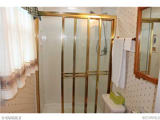 9402 Becton Road Glen Allen, VA 23060 - Photo 12 of 18 Gallery Image 12