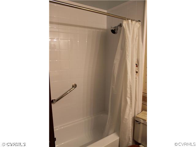 9402 Becton Road Glen Allen, VA 23060 - Photo 14 of 18 Gallery Image 14
