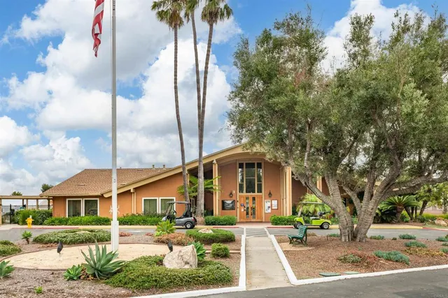 $589,900 | 3621 Vista Campana South, Unit 64, Oceanside, CA 92057