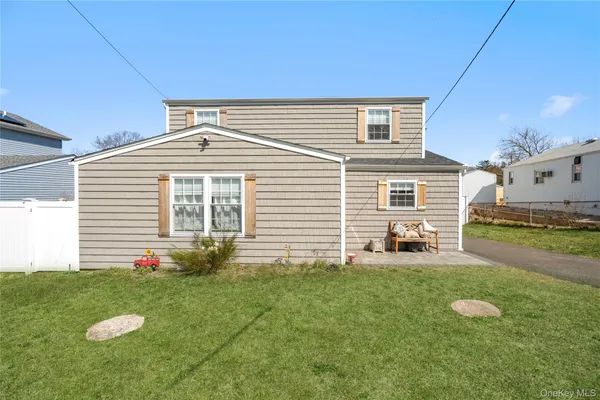 $639,999 | 107 Newman Street, Patchogue, NY 11772