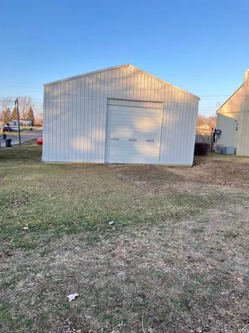 $43,000 | 1322 West Hickory Street, Union City, IN 47390