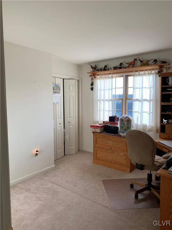 619 Stoney Run Road Pottsville, PA 17901 - Photo 10 of 15 a livingroom with workspace and a window