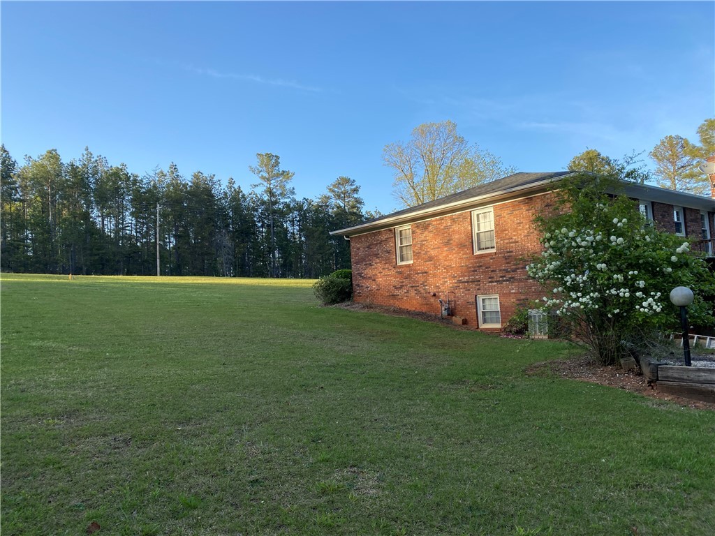 1640 Davis Creek Road Seneca, SC 29678 - Photo 12 of 46 Gallery Image 12