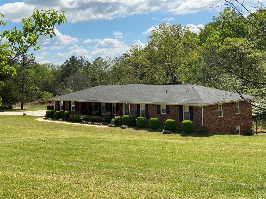 1640 Davis Creek Road Seneca, SC 29678 - Photo 8 of 46 Gallery Image 8
