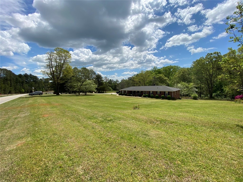 1640 Davis Creek Road Seneca, SC 29678 - Photo 9 of 46 Gallery Image 9