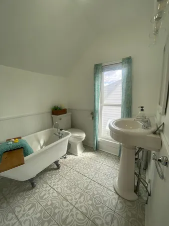 $274,900 | 426 West 4th Street, Winona, MN 55987