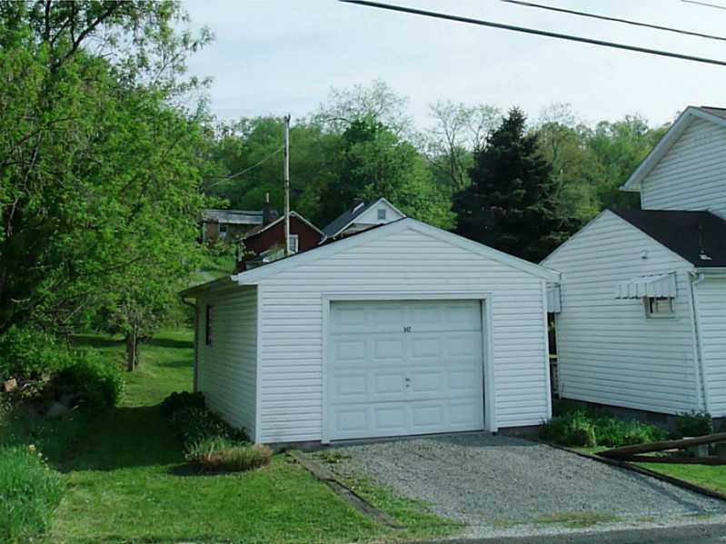 342 Oak Road Gibsonia, PA 15044 - Photo 10 of 22 Parking Lot/Garage. OVERSIZED 1 CAR DETACHED GARAGE