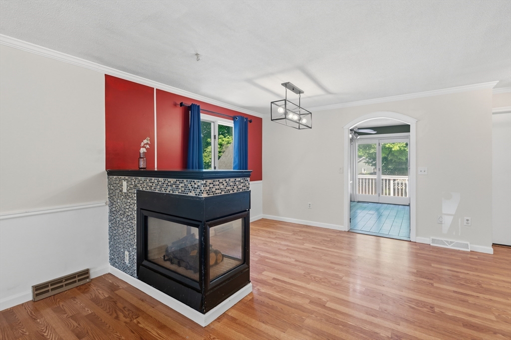 290 Tremont Street Springfield, MA 01104 - Photo 8 of 28