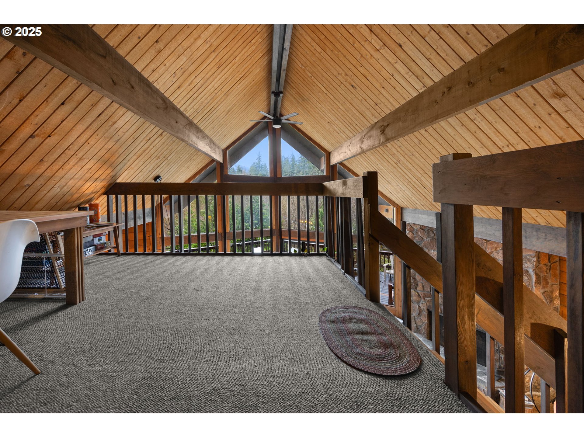 65418 East Sandy River Lane Rhododendron, OR 97049 - Photo 29 of 47 a view of a hall and with wooden floor