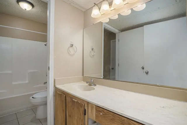 $1,495 | 10328 Chelmsford Drive, Dallas, TX 75217