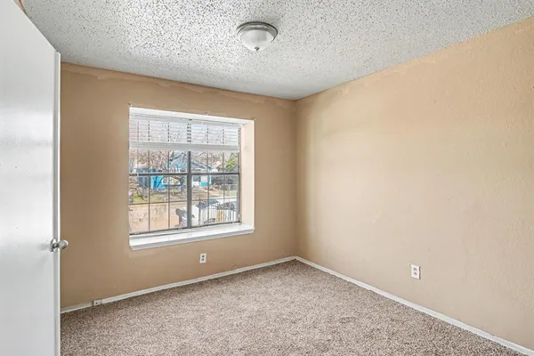 $1,450 | 10328 Chelmsford Drive, Dallas, TX 75217