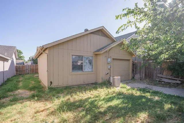 $1,495 | 10328 Chelmsford Drive, Dallas, TX 75217