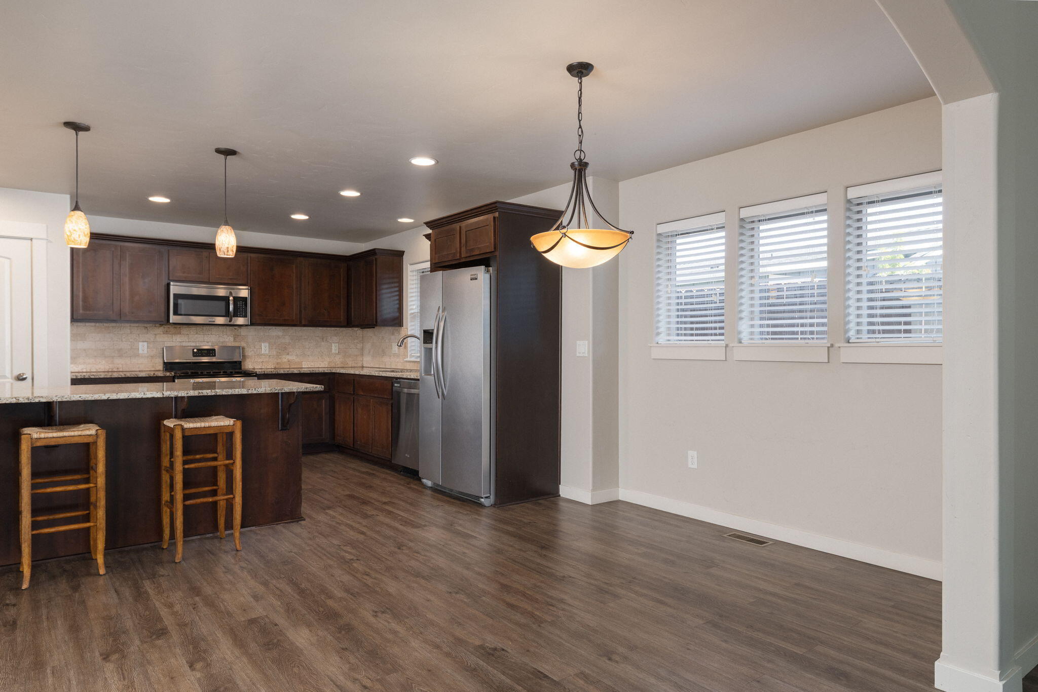 21189 Capella Place Bend, OR 97702 - Photo 12 of 31