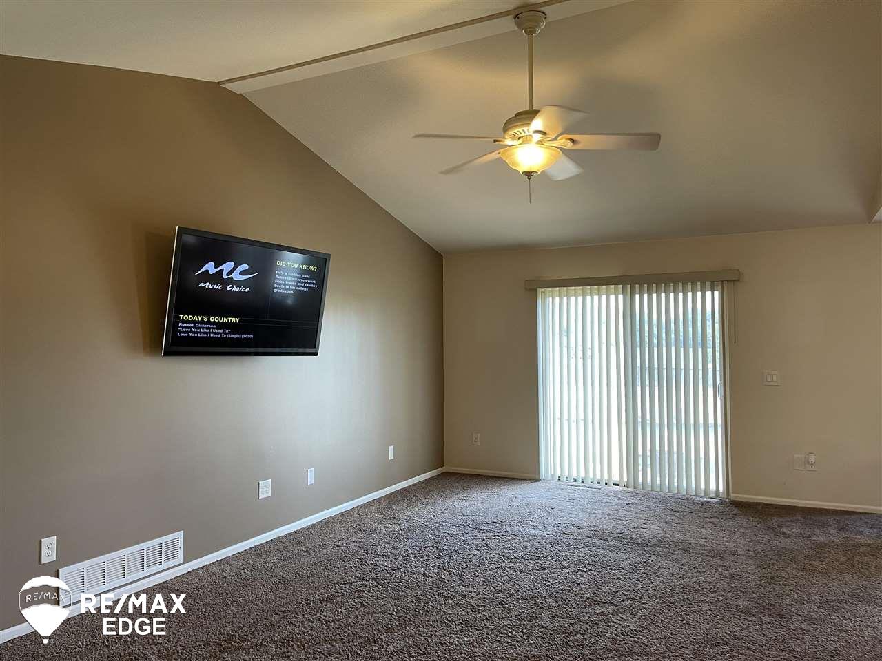 4504 North Belsay Road Flint, MI 48506 - Photo 10 of 29 50054651-9.JPG