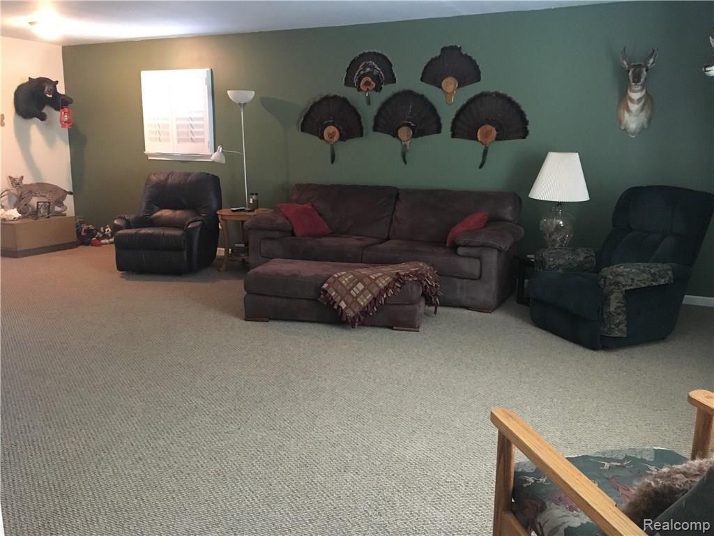 10185 Ridge Road Goodrich, MI 48438 - Photo 6 of 15 Very spacious living room