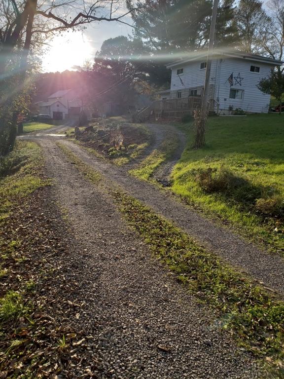 407 Orris Road Tarentum, PA 15084 - Photo 9 of 22 Gallery Image 9